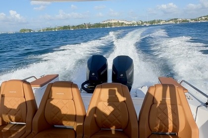 Location Bateau à moteur Axopar 28 Tt Fort-de-France