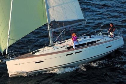 Charter Sailboat Jeanneau Sun Odyssey 419 Las Galletas
