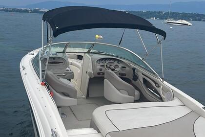 Rental Motorboat Sea Ray 220 Geneva