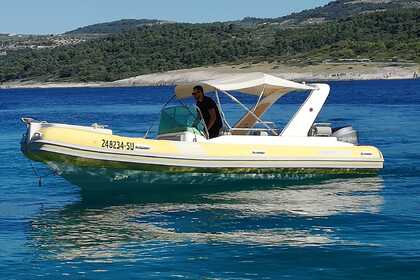 Charter RIB aquamax Zagreb Shark 23 Brač