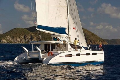 Location Catamaran Rorbertson & Caine Leopard 46 with A/C Whitsunday Island
