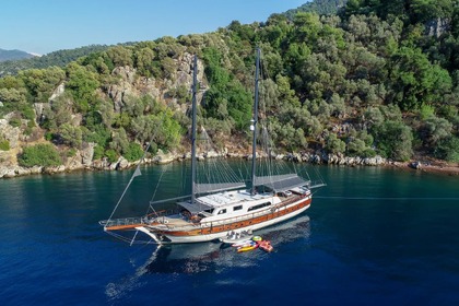 Noleggio Caicco Custom Made ugur Marmaris