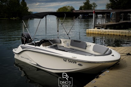 Miete Motorboot Bayliner M15 Zürichsee