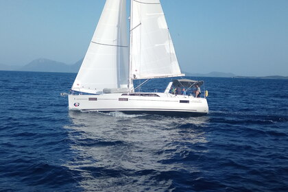 Miete Segelboot BENETEAU OCEANIS 41.1 Lefkada