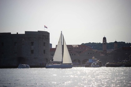 Verhuur Zeilboot JEANNEAU SUN ODYSSEY 43 Dubrovnik