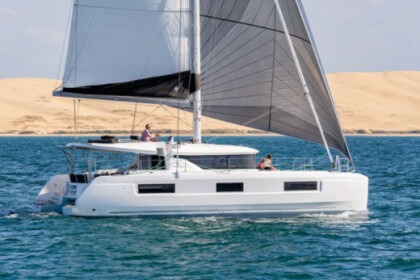 Charter Catamaran Lagoon Lagoon 46 Capo d'Orlando