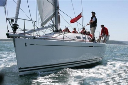 Charter Sailboat BENETEAU FIRST 40.7 Hamble-le-Rice