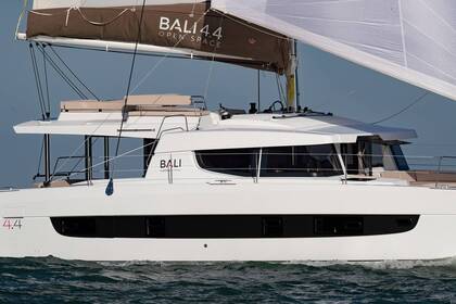 Hire Catamaran  Bali 4.4 Mykonos