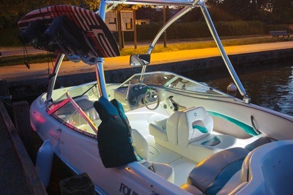 Noleggio Barca a motore Four Winns Horizon QX OB Annecy