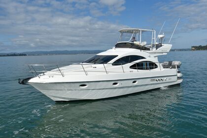 Noleggio Barca a motore Azimut Azimut 42 fly Loano