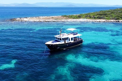 Rental Motorboat 15M Trawler Motor Yacht Trawler Yalıkavak