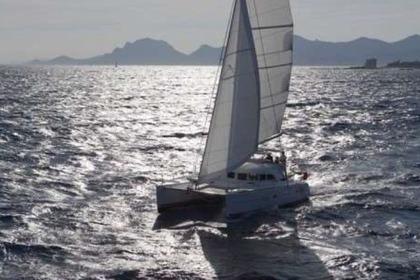 Hire Catamaran LAGOON 380 S2 Ibiza