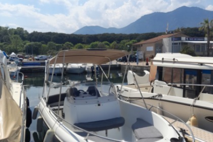 Location Bateau à moteur Jeanneau Cap Camarat 6.5 Cc Santa-Maria-Poggio