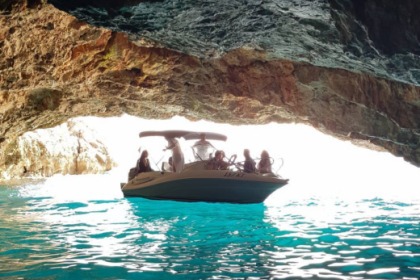 Hyra båt Motorbåt Quicksilver Commander 555 Kotor