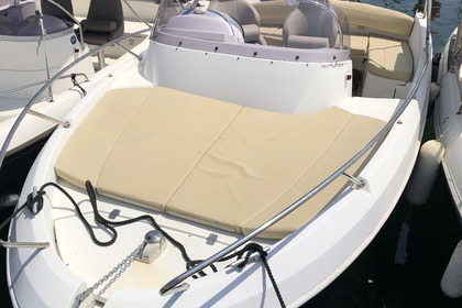 Location Bateau à moteur Beneteau Flyer 650 Sd Sari-Solenzara