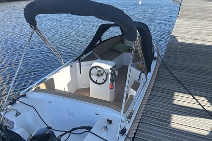 Verhuur Motorboot Silveryacht 495 Almere