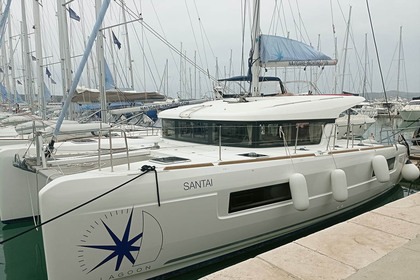 Charter Catamaran LAGOON 40 Trogir