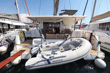 Rental Catamaran Fountaine Pajot Lucia 40 Vodice