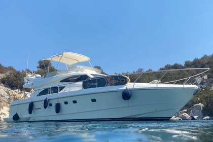 Ενοικίαση Μηχανοκίνητο σκάφος Ferretti 53 flybridge Αθήνα