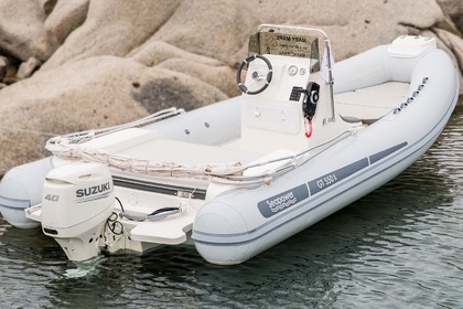 Noleggio Barca senza patente  Seapower 550 Villasimius