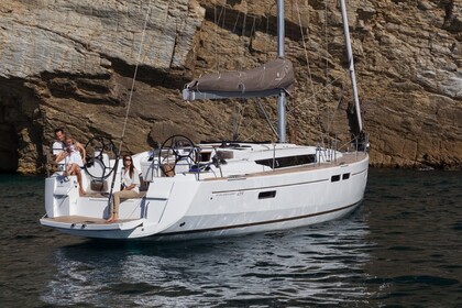 Miete Segelboot Jeanneau Sun Odyssey 479 - 4 cab. Trogir