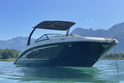 Rental Motorboat Sea Ray 270 SunDeck Montreux