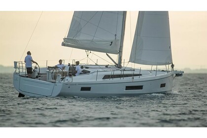 Verhuur Zeilboot  Oceanis 40.1 Saint-Quay-Portrieux