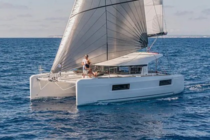 Miete Katamaran  Lagoon 40 Šibenik