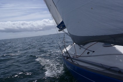 Charter Sailboat BENETEAU FIRST 210 Arradon