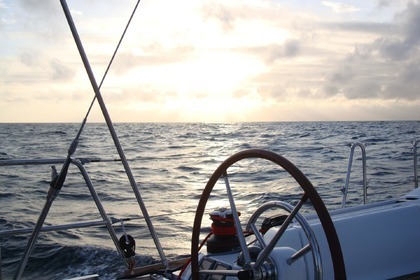 Hire Sailboat JEANNEAU SUN ODYSSEY 409 La Trinité-sur-Mer