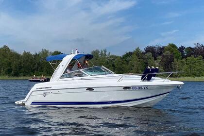 Verhuur Motorboot Formula 27pc Loosdrechtse Plassen