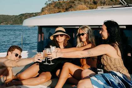 Rental Catamaran Lagoon Lagoon 42 Papagayo Peninsula