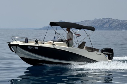 Czarter Łódź motorowa Quicksilver Quicksilver 605 Makarska