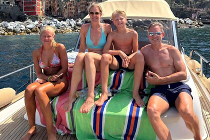 Ενοικίαση Μηχανοκίνητο σκάφος SUNSET TOUR 3 ORE Λα Σπέτσια