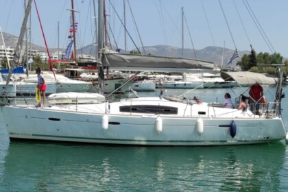 Charter Sailboat BENETEAU Oceanis 40 Elefsina