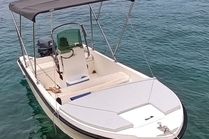 Verhuur Motorboot Murterino 25 hp free gasoline Hvar