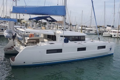 Rental Catamaran Lagoon-Bénéteau Lagoon 46 - 4 + 2 cab. Marsh Harbour