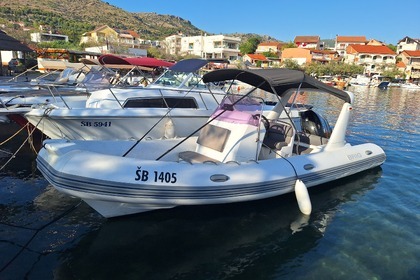 Location Semi-rigide Brig Brig Eagle Grebaštica