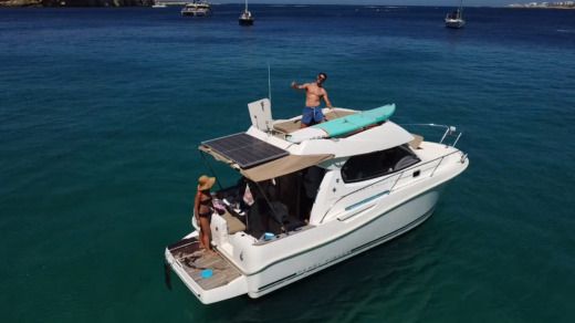 Motorboat Jeanneau merry fisher Boat design plan