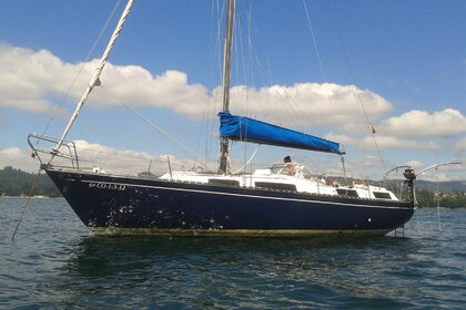 Alquiler Velero Costa Galicia Ares Hazelwood 38 Ares