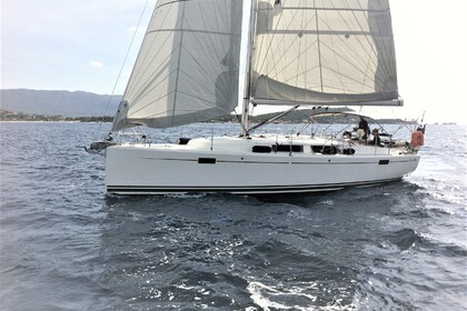 Charter Sailboat Hanse H 385 Ajaccio