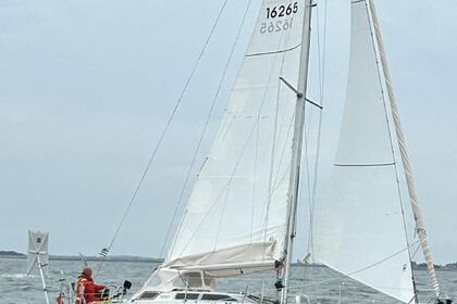 Hire Sailboat Kirié 1090 Arzal