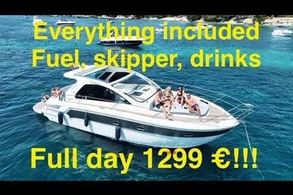 Hyra båt Motorbåt Super offer!!! Everything included skipper fuel Bavaria boat 13 meters from 2017! Cannes