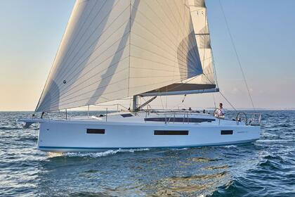 Czarter Jacht żaglowy JEANNEAU Sun Odyssey 410 Bormes-les-Mimosas