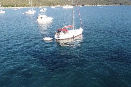 Charter Sailboat Beneteau Oceanis 361 Clipper Palavas-les-Flots