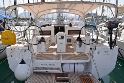 Verhuur Zeilboot JEANNEAU SUN ODYSSEY 440 Brač