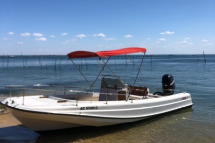 Hire Motorboat Boston Whaler Outrage 21 Lège-Cap-Ferret