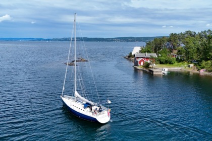 Hire Sailboat Beneteau First 47.7 Tromsø