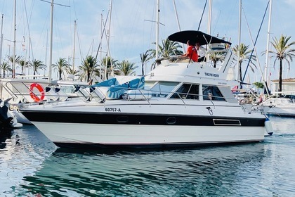 Miete Motorboot Princess 330 Flybridge S’Arenal