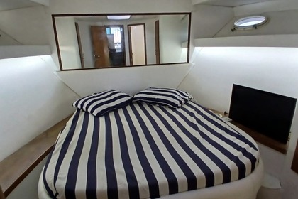 Aluguel Iate a motor Pershing 52 Nova Glória